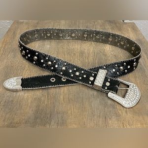 Womens Belt Kathy Van Zeeland Tooled Studded Western Black